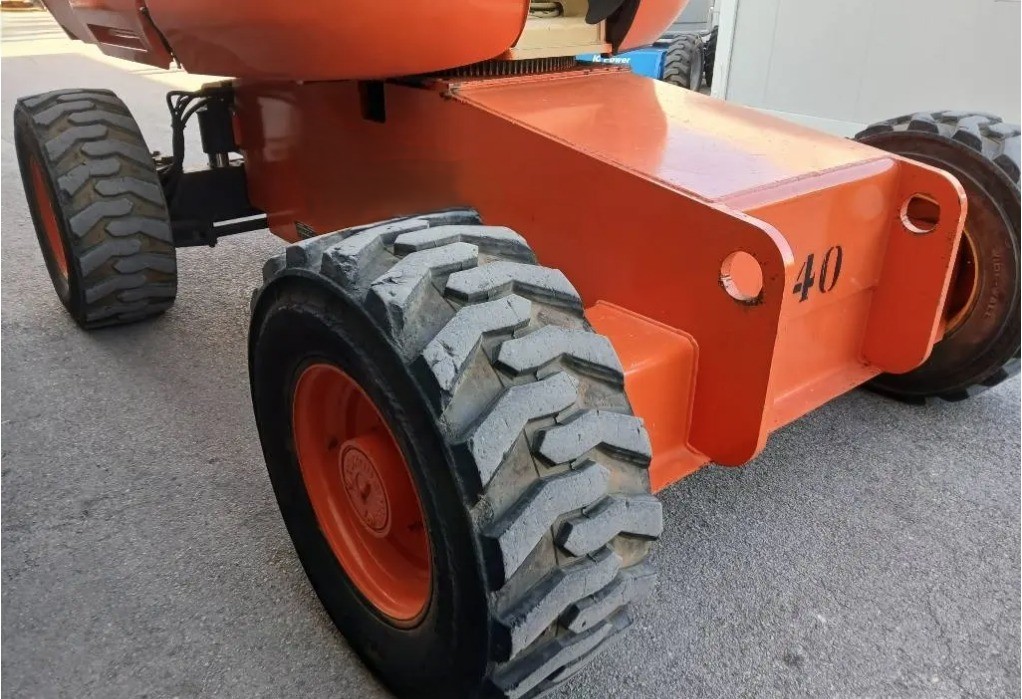 Sold - Telescopic Boom Lift - View 2